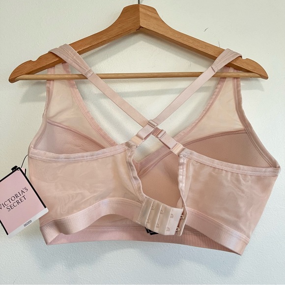NWT Victoria’s Secret Incredible Spirts Bra Blush Pink Convertible Traps 36DDD - Picture 3 of 7